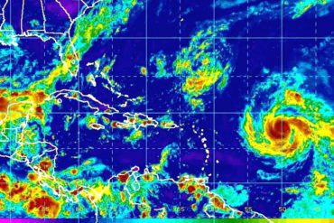 ¡TERRIBLE! Tormentas tropicales Jose y Katia se transforman en huracán