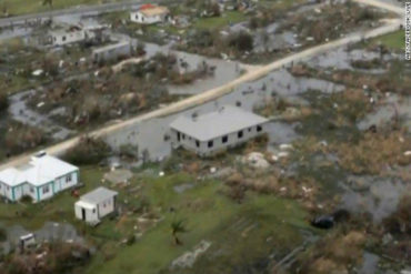 ¡QUÉ TRISTEZA! Imágenes aéreas de la devastación que dejó a su paso el poderoso Huracán Irma en Barbuda