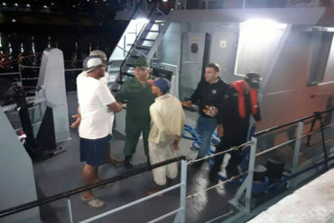 ¡ÚLTIMA HORA! Protección Civil rescata a tres pescadores en el Muelle de la Zorra, estado Vargas