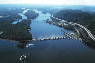 ¡LAMENTABLE! Muere ahogado venezolano mientras pescaba en el río Mississippi en EE.UU