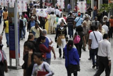 ¡RECHAZO INMINENTE!  70,7% de los caraqueños desconfía de la MUD