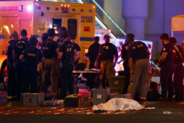 ¡SEPAN! El asesino de Las Vegas se suicidó tras la masacre: Tenía al menos 8 armas en su cuarto