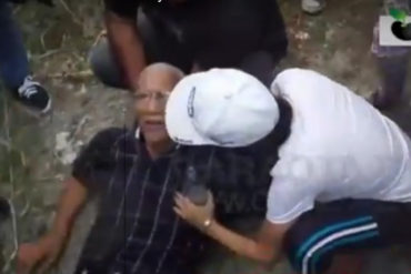 ¡POBRE SEÑOR! Abuelito de Guarenas se desmayó cuando trataba de llegar a votar en centro reubicado (+Video admirable)