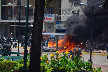 ¡LO ÚLTIMO! El Aissami anuncia captura del «hombre bomba», presunto autor de la explosión en Altamira el #30Jul (+Video)