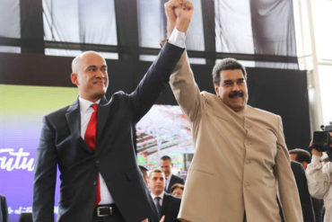 ¡SOSPECHOSO! Las “flores” que Maduro le lanzó a Héctor Rodríguez en plena cadena (Sería posible reemplazo de Nico)