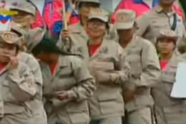 ¡QUÉ MAMARRACHADA! Los milicianos recibieron a Maduro con una versión «grupera» de la famosa diana (+Video)