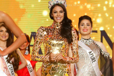 ¡IMPECABLE! Así lució Keysi Sayago en su último desfile con la corona de Miss Venezuela