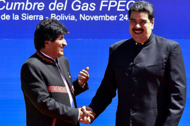 ¡QUÉ LINDURA! Evo Morales expresa su apoyo a su «hermano» Maduro frente a la “agresión del imperio”