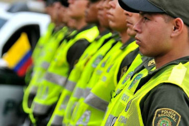 ¡SOLIDARIOS! El noble gesto de la policía colombiana con venezolanos que estuvieron varados 3 días en Villa Rica (+Videos)