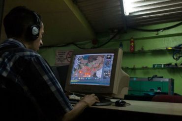 ¡ENTÉRESE! Venezolanos usan videojuegos para sobrevivir (Ganan más de salario mínimo)