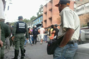 ¡MÁS PROTESTAS! Vecino de El Junquito salen a las calles por fallas en el suministro de agua y por alimentos (+Fotos)