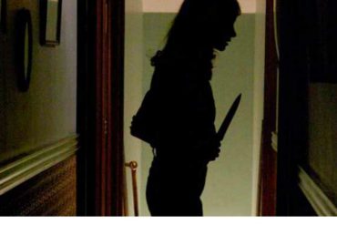 ¡HORROR! Mujer le cortó el pene a su vecino con un cuchillo porque la acosaba constantemente y le pedía sexo