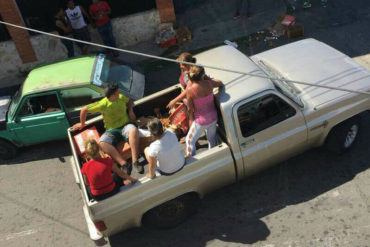 ¡CAOS! Intentos de saqueos, lacrimógenas y al menos 9 detenidos en Ciudad Bolívar este #25Dic (+Video +Fotos)