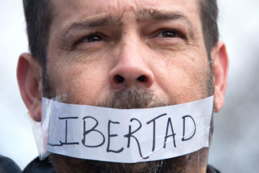 ¡ARRECIA LA CENSURA! IPYS: Se interrumpió la cobertura informativa en 10 entidades del país