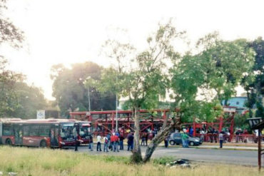 ¡EN PROTESTA! Manifestantes de San Félix salieron a las calles enardecidos por falta de transporte público (+Tuits +Fotos)