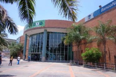 ¡QUÉ HORROR! Un muerto y un herido tras balacera en centro comercial de Maracay