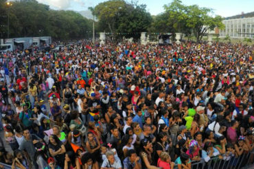 ¡QUÉ DESORDEN! Con tiros terminó la fiesta de Carnaval de Farías en Los Próceres (VIDEOS)