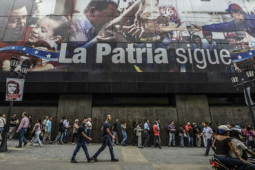 ¡TRÁGICO! Tres jubilados mueren cuando hacían cola para cobrar su pensión