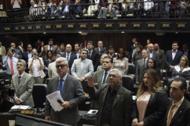 ¡ENTÉRESE! Diputado chavista se juramentó ante la Asamblea Nacional