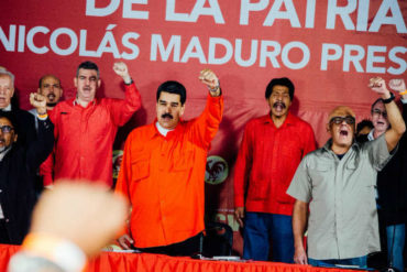 ¡NO SE LO PIERDA! Maduro se cayó de la cama este #27Feb y envió un mensaje “en defensa de la revolución”