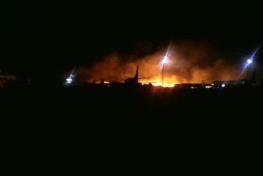 ¡ATENCIÓN! Desmienten incendio de avión en Valencia (fue parte de la vegetación)