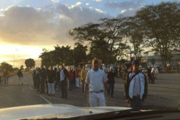 ¡LEA! Detenidos tres trabajadores de Lácteos Los Andes por protestar y denunciar la situación de la empresa