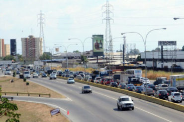 ¡KILOMÉTRICAS! Estas son las colas que se generan en los peajes de Carabobo para pagar por punto de venta (+Video)