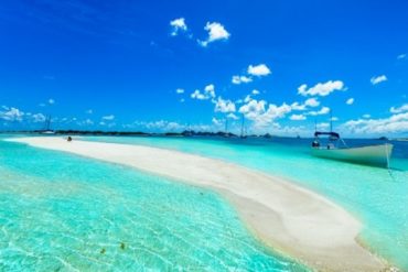 ¡SOLO PARA ENCHUFADOS! Las nuevas tarifas “socialistas” que deberás pagar para entrar a Los Roques (+Foto)