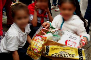 ¡EL COLMO! Los ridículos disfraces que impuso el Ministerio de Educación a niños: Cajas de CLAP, Canaimitas y Colección Bicentenario