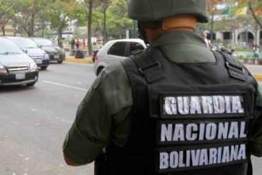 ¡ENTÉRESE! A tiros mataron a un GNB para robarlo en la avenida Libertador