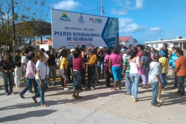 ¡AMOTINADOS! Habitantes de 16 comunidades toman sede de distribución de cajas CLAP en Falcón