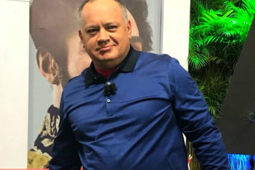 ¡QUÉ PAYASADA! Diosdado Cabello celebró la renuncia de Kuczynski con fuegos artificiales (+Video)