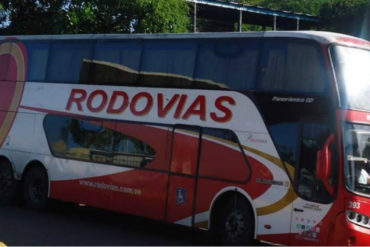 ¡NADIE SE SALVA! Atracaron a 46 pasajeros de un Rodovías y se llevaron todo el «botín» del robo en un 350