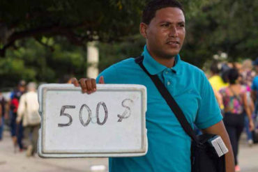 ¡HONRADAMENTE! Así se gana la vida este joven venezolano que viajó desde Falcón hasta la frontera con Colombia