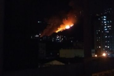 ¡ATENCIÓN! Fuerte incendio acabó con los terrenos de Vista Alegre y Casalta (denuncian que bomberos no llegaron a tiempo)