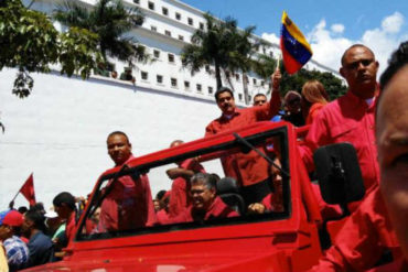 ¡AJÁ NICO! Chavistas pidieron un “para’o” a la corrupción durante marcha en apoyo a Maduro