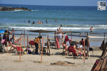 ¡IMPAGABLE! Lo que deben invertir los temporadistas que deseen pasar un día de playa en La Guaira