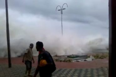 ¡ATENTOS! Decretaron estado de alarma por fuerte oleaje en Carabobo, Falcón y Vargas (+Videos)
