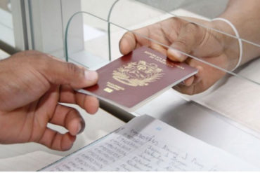 ¡ENTÉRESE! Esta es la insólita razón por la que el Saime no emitiría pasaportes nuevos (+Foto +por favor)