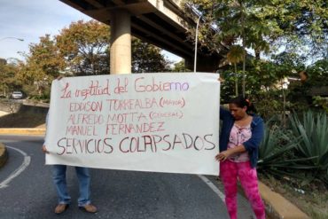 ¡ENTÉRESE! Vecinos de Prados del Este exigen en la calle mejores servicios básicos (+Fotos)