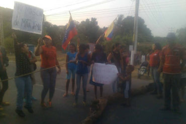 ¡MOLESTOS! Habitantes de Apure tomaron las calles este #21Mar por exagerado precio de las bolsas Clap (+Fotos)