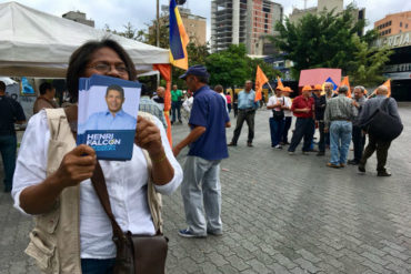 ¡VEA! El «gentío» que acompañó el arranque de la campaña de Henri Falcón en Caracas (+Fotos)