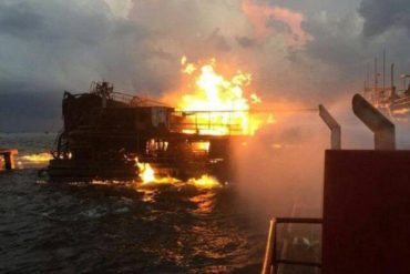 ¡LO ÚLTIMO! Un herido y un desaparecido dejó explosión de gabarra en Pdvsa en Bachaquero, Zulia