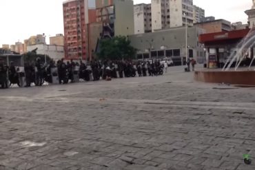 ¡ÚLTIMA HORA! Reportan fuerte presencia de la GNB en el centro de Caracas este #17Abr (los accesos a la AN están restringidos) (+Video)