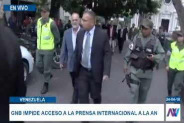 ¡ÚLTIMA HORA! Efectivos de la GNB impiden a medios de comunicación ingresar al Palacio Federal Legislativo (+Videos)