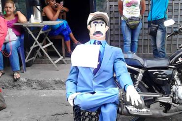 ¡NO LO PERDONARON! Vecinos en Las Adjuntas quemaron a “Judas Maduro”, «el hambreador de Venezuela»