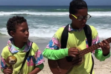 ¡QUÉ TALENTO! Con cuatro y maraca niños venezolanos versionan la canción “Bailame” de Nacho (+Video)