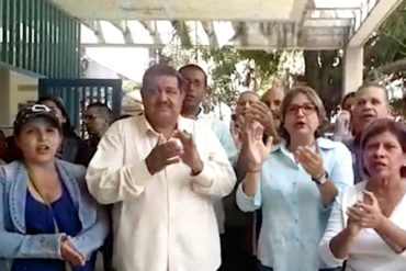 ¡SECTOR EN CRISIS! Trabajadores de la salud protestan en Caricuao este #11Abr por mejoras salariales (+Videos)