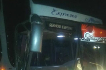 ¡LO ÚLTIMO! Un muerto y siete heridos en accidente de bus que cubría la ruta Maracay-San Cristóbal