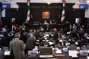 ¡IMPORTANTE! Senado de México exige trato digno para venezolanos que llegan a su país